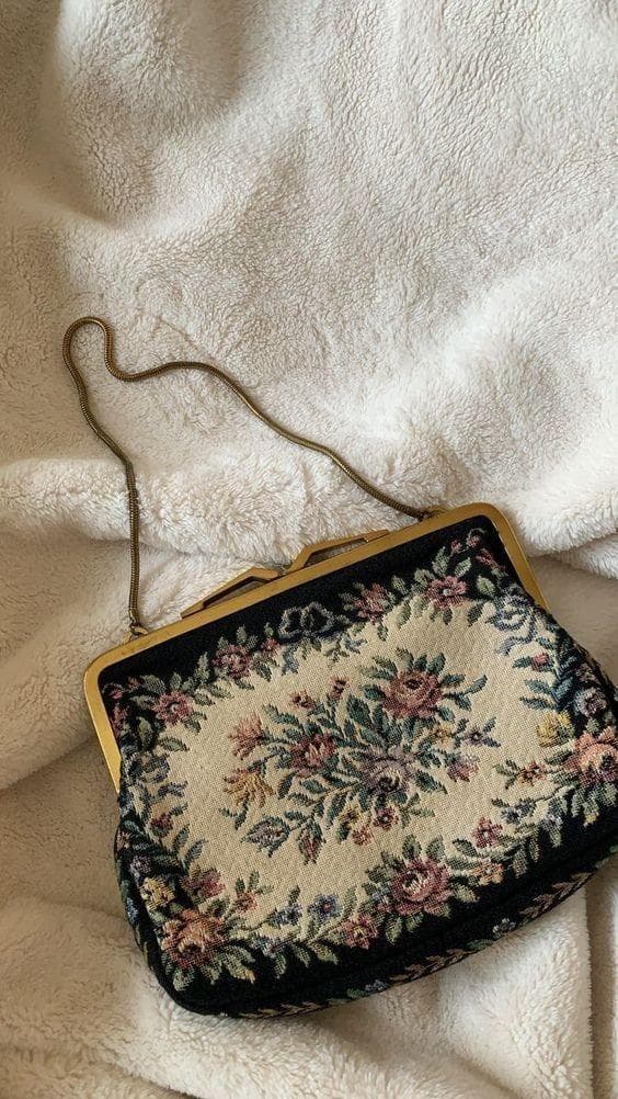 Vintage Floral Handbag
