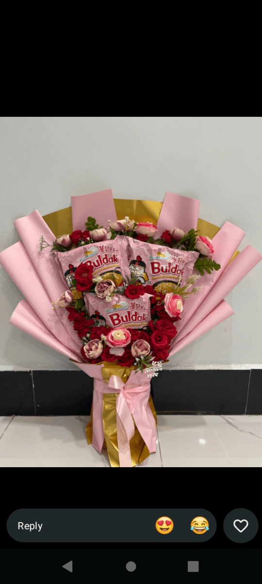 Handmade noodles bouquet